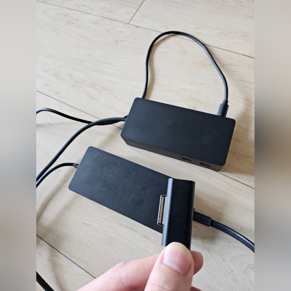 Surface Dock (1)